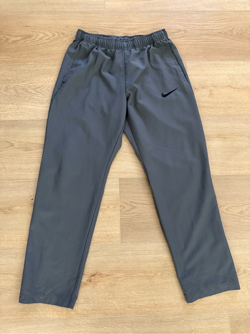 Nike Dri-FIT Woven Training Pants Gray Men’s Large